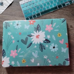 NWT MacBook 14" 2021 Case Bundle